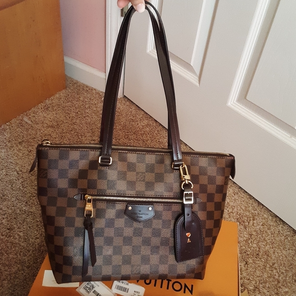 β€ TRADED β€ - Picture 3 of 15